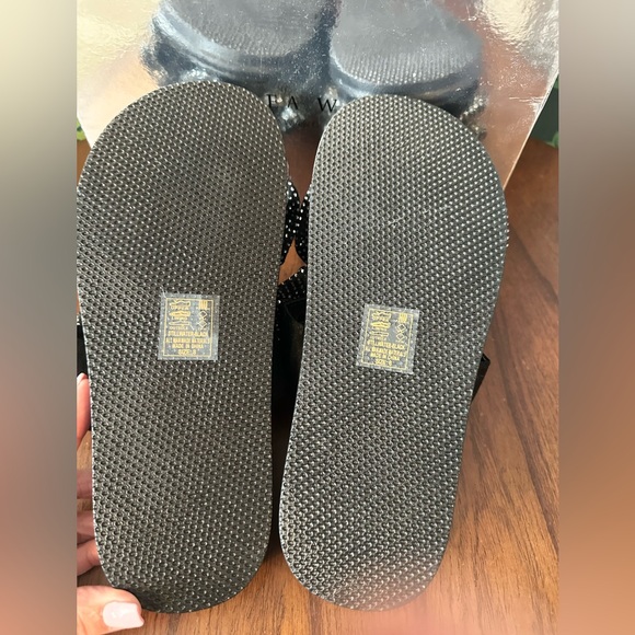 AZALEA WANG New in Box Summer Scrunchie Sandals (Size 8) - Picture 4 of 6